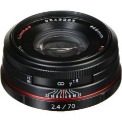 Pentax 70mm f/2.4 Limited Lens