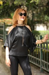 SİYAH OMUZ DETAY
