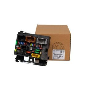 MOTOR İÇİ SİGORTA KUTUSU PARTNER TEPE-BERLINGO 3-C4-307 YM-607 YM 9807028780-9807028880-9675878480