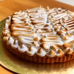 Limonlu Meringue Tart