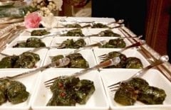 Levrek pazıya sarılı oyster sos ile ( çiftlik levreği)