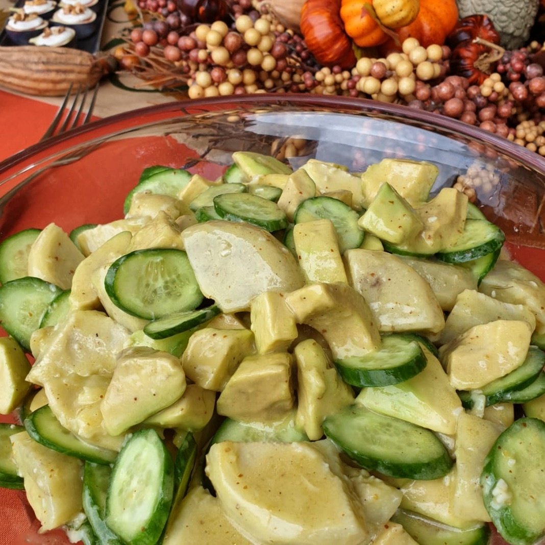 Avokadolu Enginar Salatası