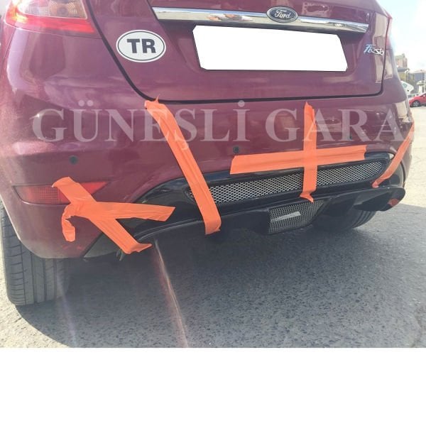 Ford Fiesta Izgaralı Difüzör (Plastik)