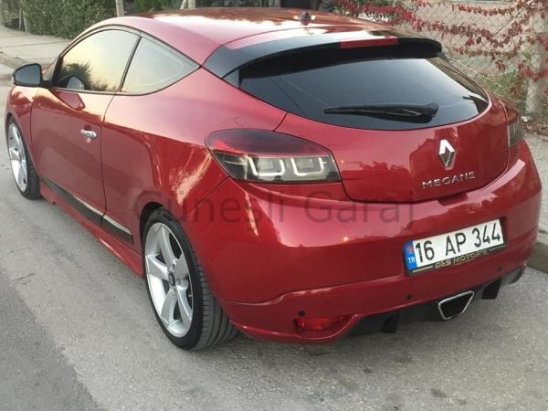 Renault Megane 3 Coupe Body Kit Seti Plastik