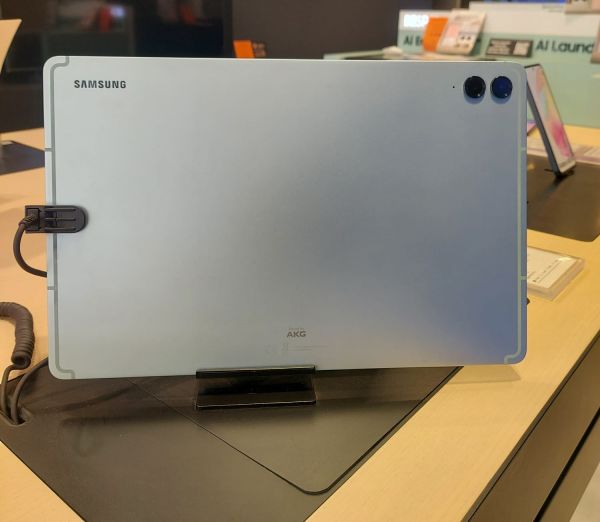 Samsung Galaxy Tab S9 FE Plus SM-X610 Yeşil 128 GB 12.4'' Tablet