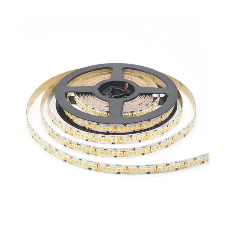MOLLED MOL2528 5 Metre 12 Volt 14.4 Watt 240 Ledli Gün Işığı (3000K) Şerit Led