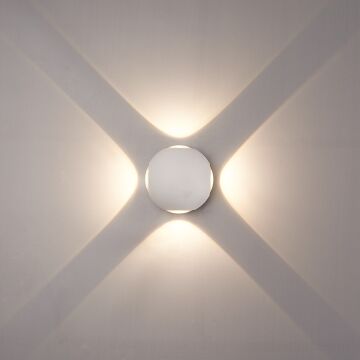 MOLLED MOL8020 3x4 Watt Beyaz 4 Yönlü Dış Mekan LED Aplik - Metal Gövde - Gün Işığı (3000K)