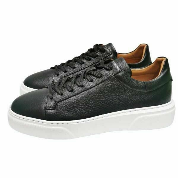 Beyaz Taban Siyah Sneaker
