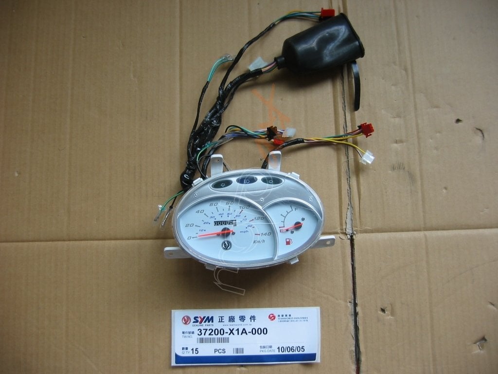 SYM KILOMETRE SAATI KOMPLE. FIDDLE