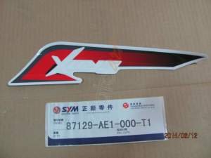 SYM R.BODY COVER STRIPE B (CROX 125 )