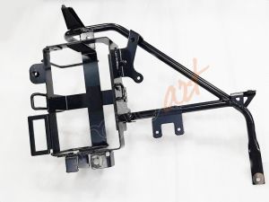 SYM_BRAKETI ON KAFA DEMIRI ON PANEL BAGLANTI BRAKETI ON SAG(R.)_ADET MOD.OZEL_MAXTL508T_