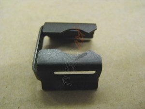 FUEL INJECTOR CUP CLIP