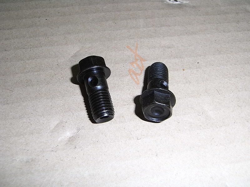 OIL BOLT 10X22