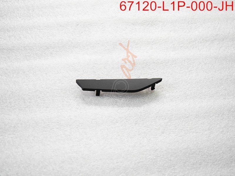 SYM WIND SCREEN GARNISH RH COVER(BK-001UL) GTS250