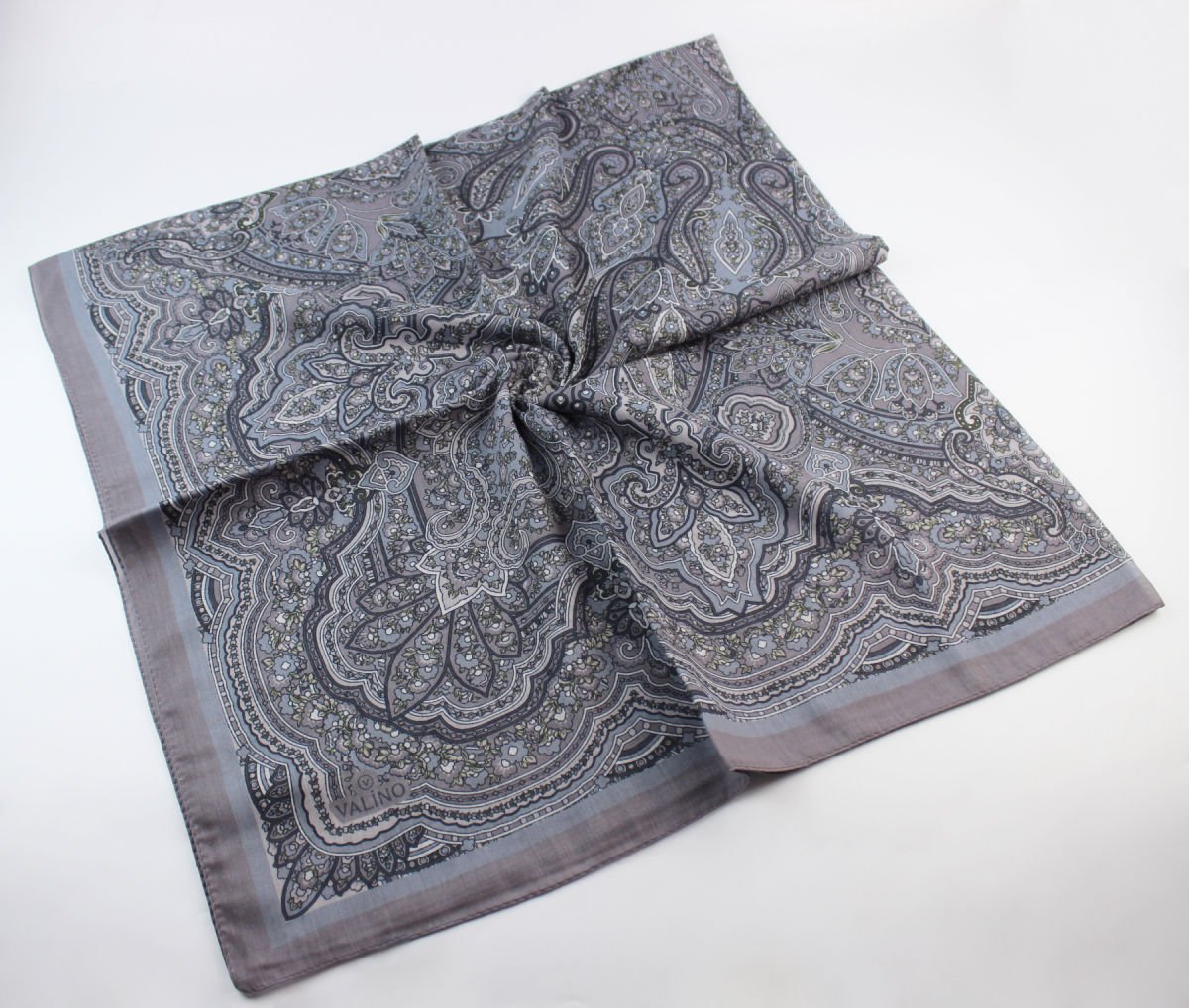 120x120 Etnik Desenli Pamuklu Vintage Eşarp - Gri