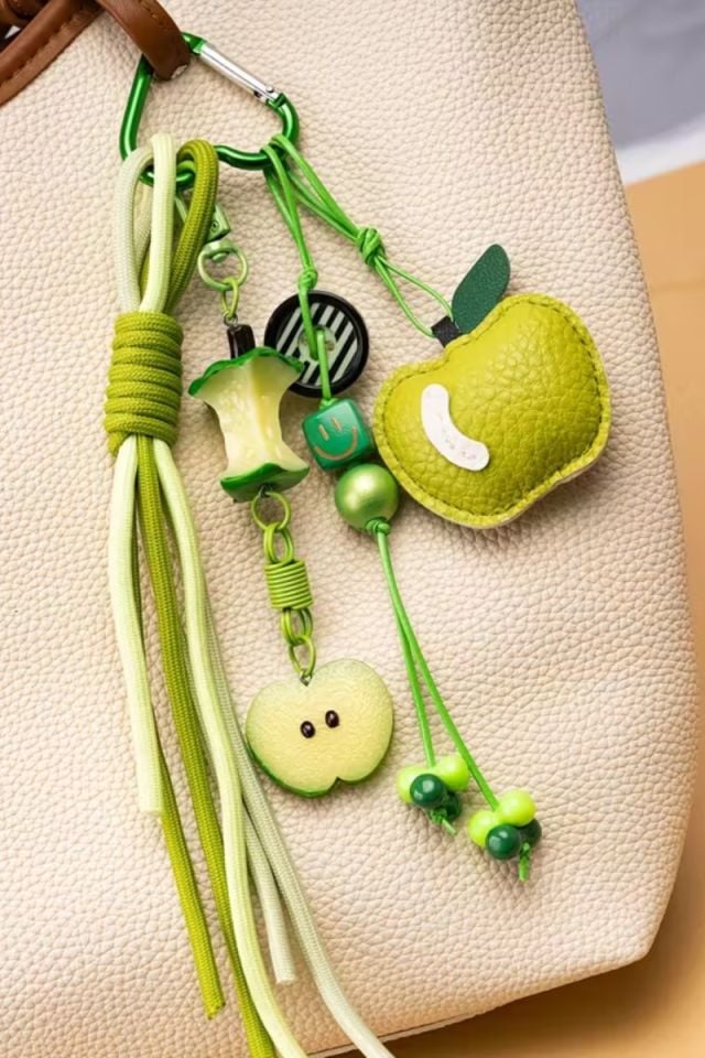 Yeşil Elma Charm Çanta Aksesuarları (Çanta Dahil Değildir)