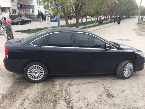 Ford Focus 2 Cam Çıtası Kromu Nikelaj Komple 2005-2010 Sedan