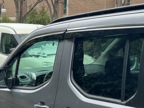 Opel Combo Kromlu Cam Rüzgarlığı 2019 Sonrası 4'lü