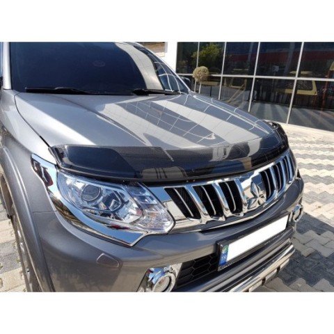 Mitsubishi L200 Kaput Rüzgarlığı 2015-
