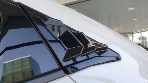 Honda Civic FK7 Kelebek Cam Kaplama Vizörü Parlak Siyah Düz Model