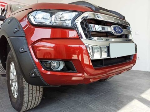 Ford Ranger Sis Farı Çerçevesi Siyah 2016-2019 Arası