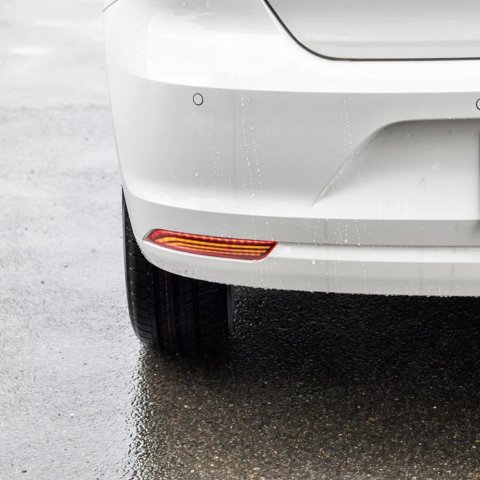 Volkswagen Polo Arka Sis Lambası Ledli 2014-2018 Arası Çizgili