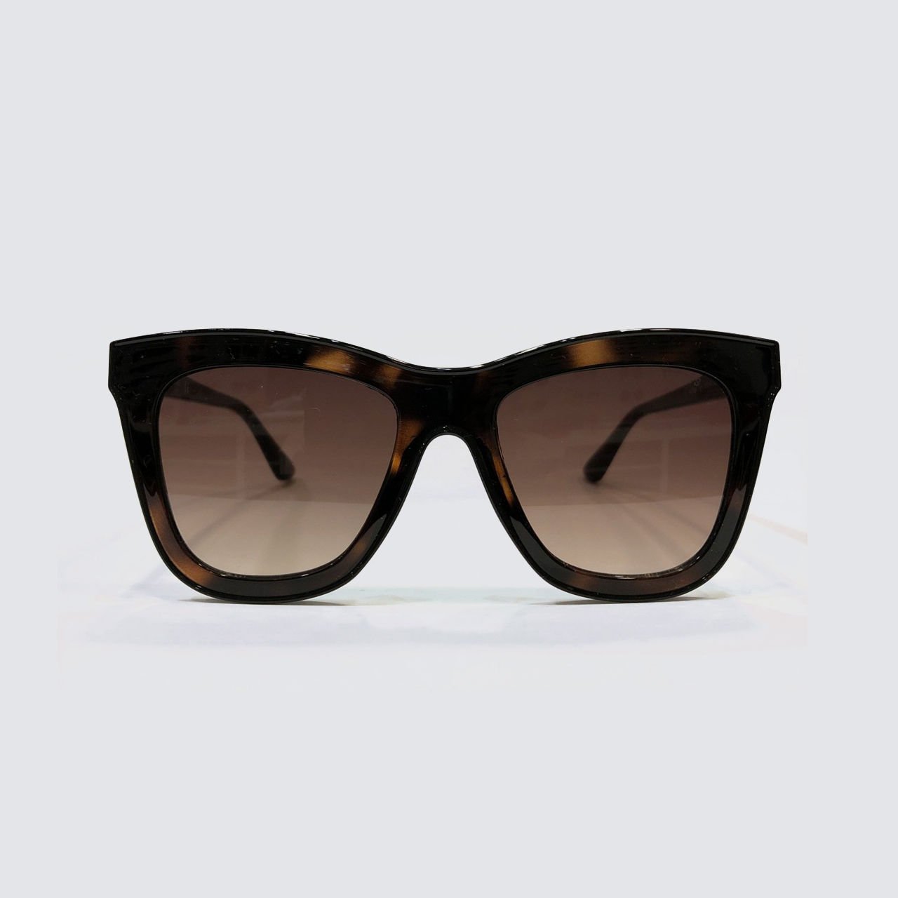 GUESS 7526 52F 52