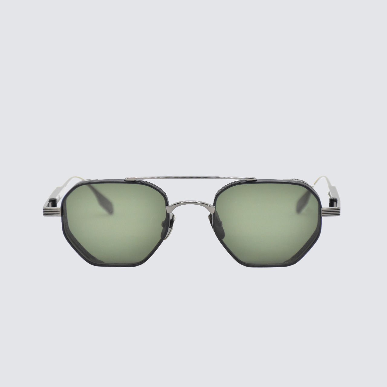 40 MILLION REGALIS ONE MBLK LT/GUN 630