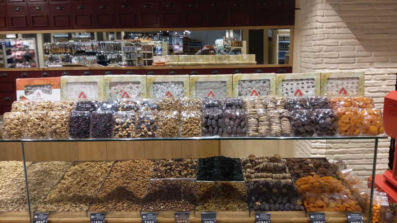 kuruyemiş Dolapları