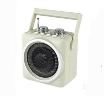 Radyo Mini Boy Beyaz 9.5x7x10cm