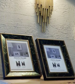 Dekoratif Yeşil Üzeri Gold Desenli Fotoğraf Çerçevesi