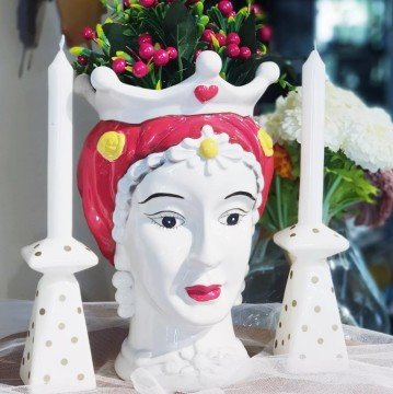 Queen Heykel Saksı