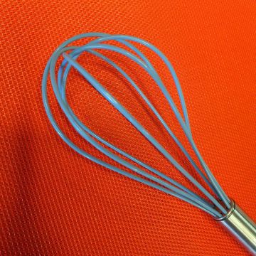Paslanmaz Çelik Kulplu Silikon Çırpıcı Mavi 26 cm
