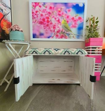 Otantik Dolaplı Beyaz Eskitme Bench