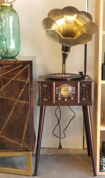 Ayaklı Gramofon