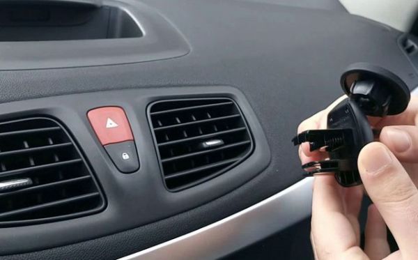 8697863931549 Crea Smart Holder Mıknatıslı Araç İçi Tutucu