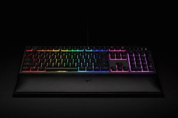 RZ03-02040900-R3L1 Ornata Chroma,Membrane,Siyah Gaming Klavye Kol Dayama Yastığı