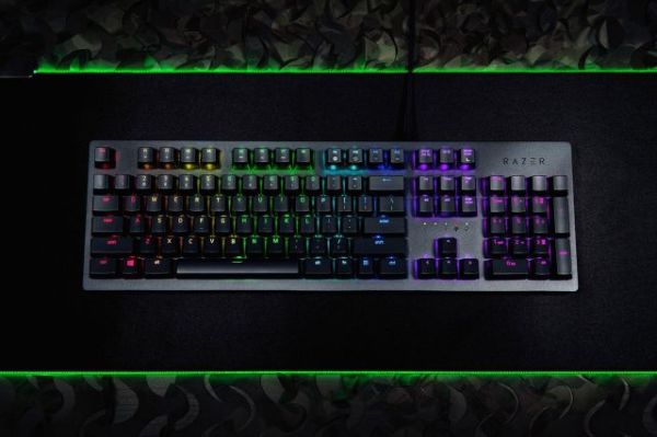 RZ03-02521600-R3L1 Huntsman,Opto-Mekanik,RGB,Siyah Oyuncu Türkçe Klavye