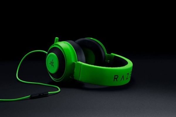 RZ04-02050600-R3M1 Kraken Pro V2,Yeşil Analog Oval Kulak Üstü Gaming Kulaklık