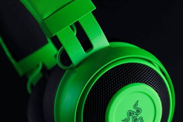 RZ04-02050600-R3M1 Kraken Pro V2,Yeşil Analog Oval Kulak Üstü Gaming Kulaklık