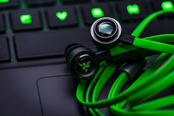RZ12-01730100-R3G1 Hammerhead V2,Siyah-Yeşil Analog Kulak İçi Mobil Gaming Kulaklık