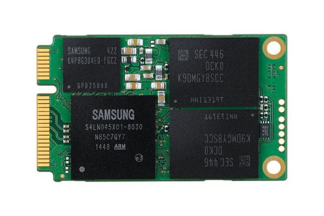 MZ-M5E1T0BW 1TB 850 Evo Sata3 540/520 Flash SSD