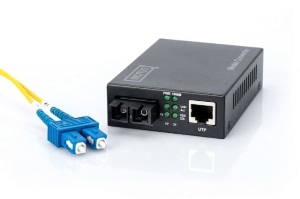 DN-82121-1 Media/Rate Converter, 10/100/1000Base-T - 1000Base-LX (Singlemode 10 km,