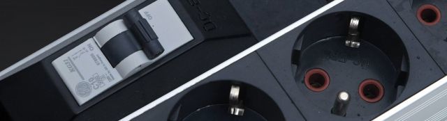 DR-7951-3S 3Lü 1U 19'' Kablolu Priz