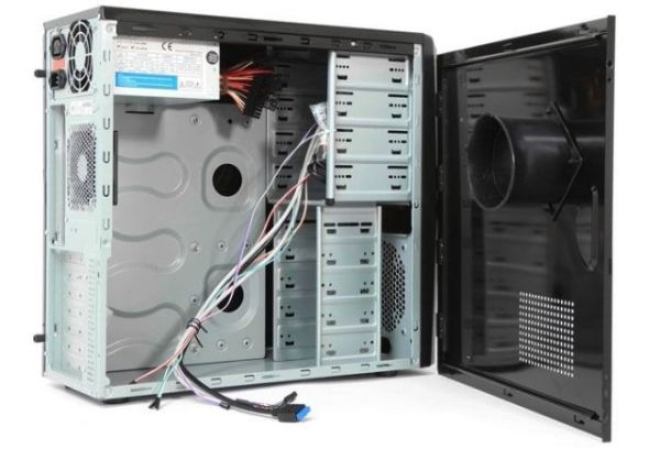 EVEREST-525A 300W Powerlı Penceresiz Midi Tower Siyah Kasa
