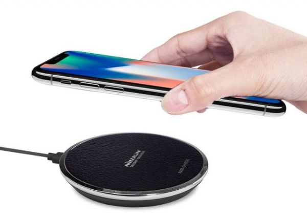 6902048124776 Nillikin Magic Disc3 10W Hızlı Şarj Siyah