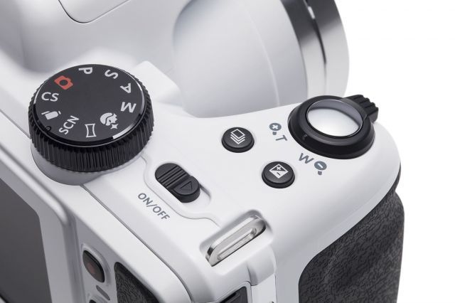 KODAK-AZ421-WH 16MP 42X Optik Zoom Beyaz Fotoğraf Makinesi