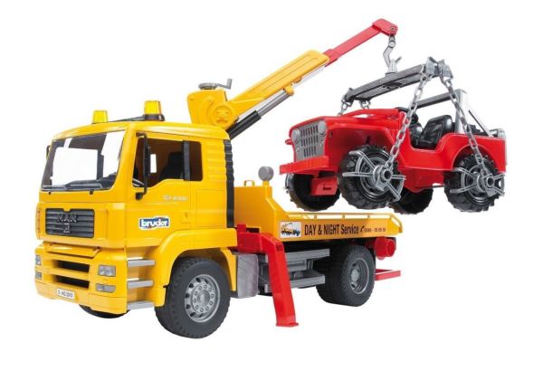 Bruder 02750 Man Araba Çekici ve Jeep