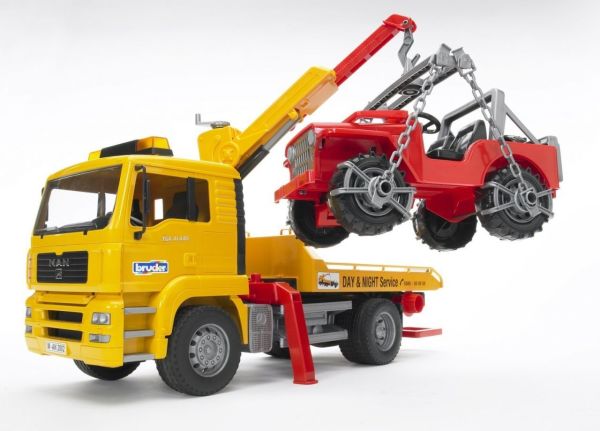 Bruder 02750 Man Araba Çekici ve Jeep