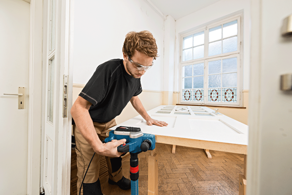 Bosch Professional GHO 16-82 Planya